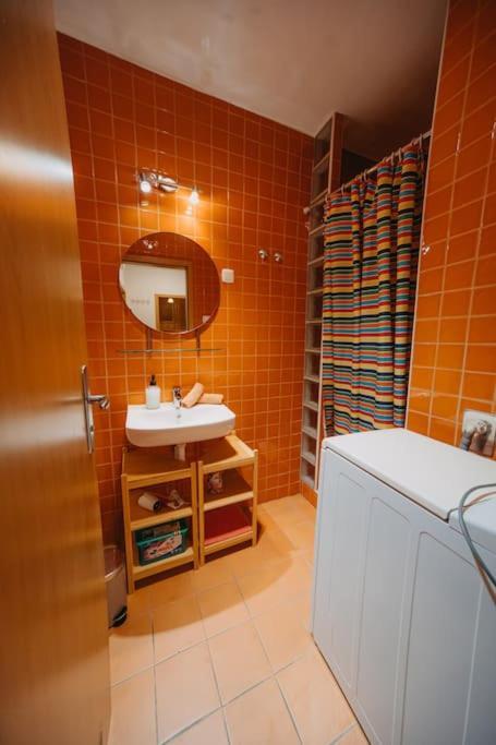 Orangehomes One Bedroom Art Apartment Budapest Exterior foto