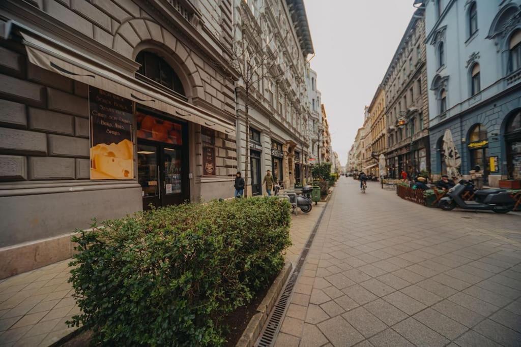 Orangehomes One Bedroom Art Apartment Budapest Exterior foto